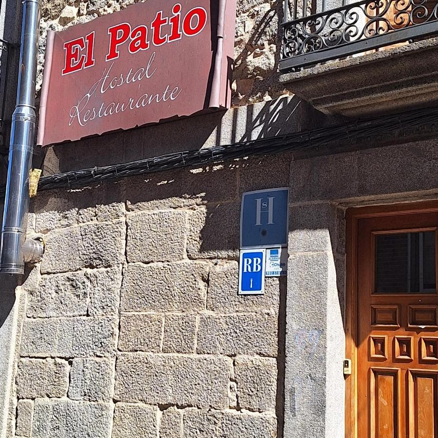Hostal El Patio Restaurante San Bartolomé de Pinares Exterior foto